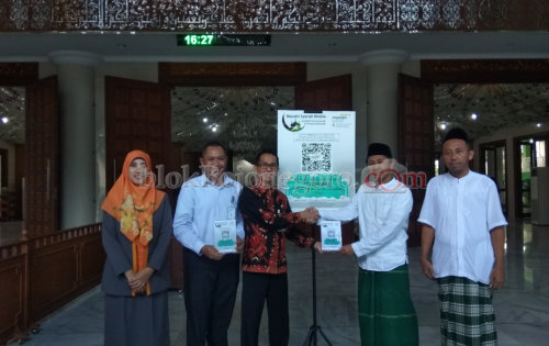 Sistem Baru, Cukup dengan Kode QR Bisa Berdonasi ke Masjid Agung